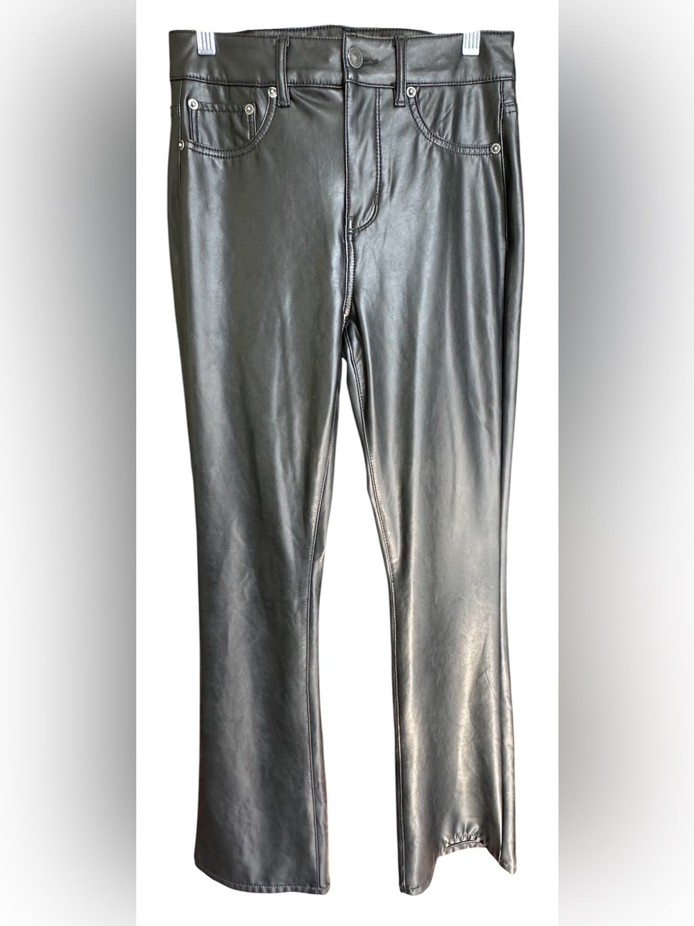 American Eagle AE Faux Leather Black Pants Has Stretch to them Size 4 Short